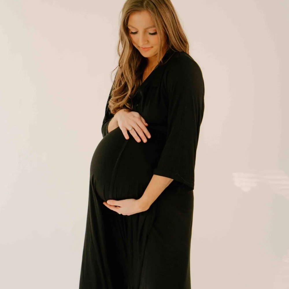 Lila Labor Wear Maternity Hospital Dress - Black